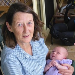 Old Bogger With Boggete Veda