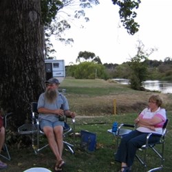 Peter, Dave & Zelda (Robin Fishing) at Longford
