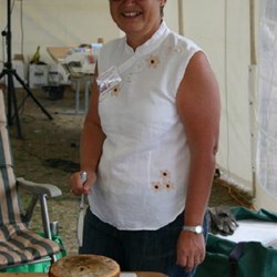 Can I cut it - can I!! can I!!