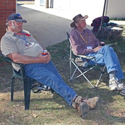 Rob & Peter Busy Cooking