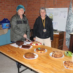 Camp Oven Cook-off Judges Denise & Sandra