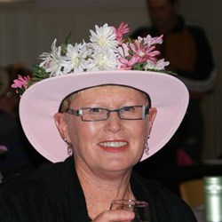 Beautiful Lady - Lovely Hat 