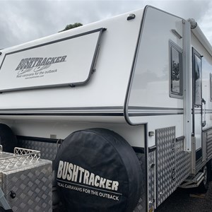 20 Foot Bushtracker 2018