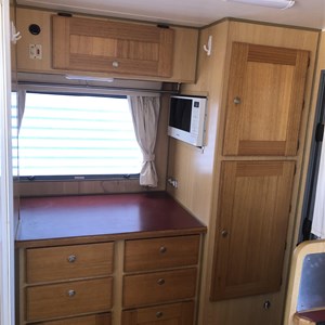 2007 20’ Bushtracker $64,000