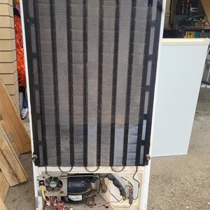 DOMETIC HDC 190 FRIDGE