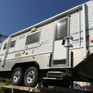 2008 19ft Combo Ensuite - upgraded - Sydney