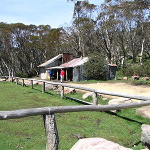 Bluff Hut