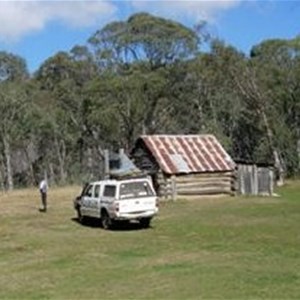 Davies Plains Hut