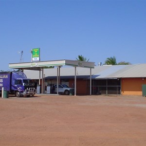 Top Springs Roadhouse & Caravan Park