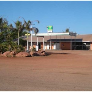 Top Springs Roadhouse & Caravan Park