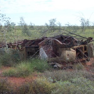 Old Landrover on the Kidson Track