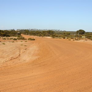 Fourteen Mile Rd & Mallee Hill Rd
