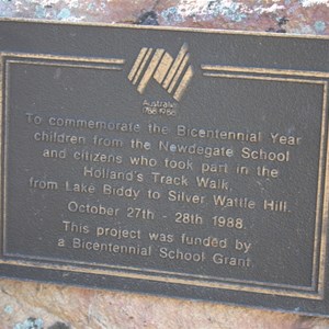 Commemorative Plaque (Bicentennial Walk - 1988)