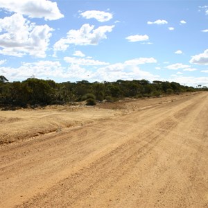 Newdegate Rd Nth & Dragon Rocks Access