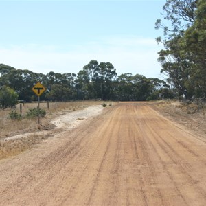 Lake Biddy Rd & Rodger Rd