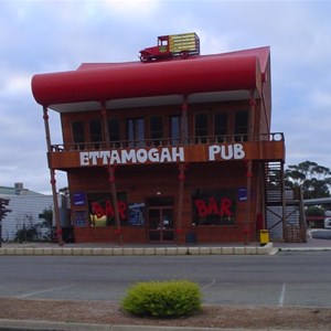 Ettamogah Pub