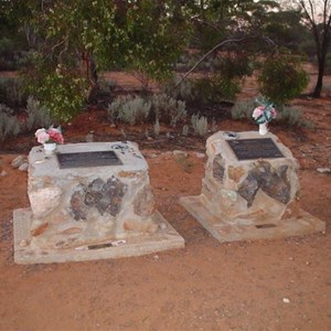 Memorials to Goog and Dinger