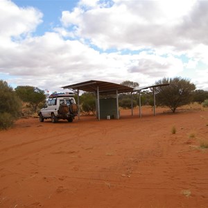 Anne Beadell Hwy (No. 4 Campsite)