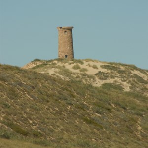 Old Point Cloates Lighthouse (Ruins)