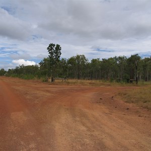 Bamaga Road - Batavia Downs turnoff