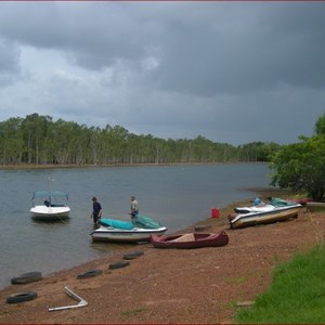 The Lakes Caravan Park