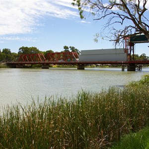 Paringa Historic Spanning Bridge