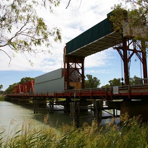 Paringa Historic Spanning Bridge