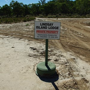 Murray River at Lindsay Is