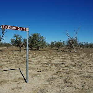 Kulkurna Cliffs Track Junction