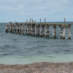 Israelite Bay Loading Jetty (abandoned)