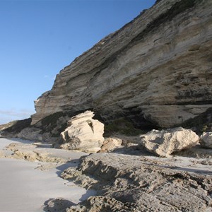 Start of Cliffs near Culver Point