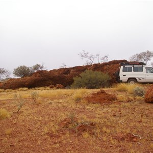 Rocky Outcrops & Caves