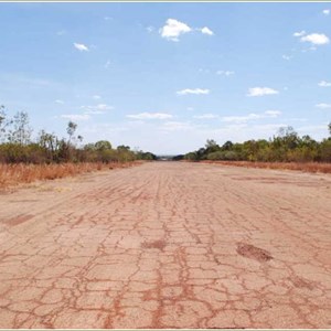 World War II Airstrip, Manbulloo