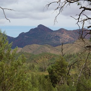 Twin Gums Lookout Car Park