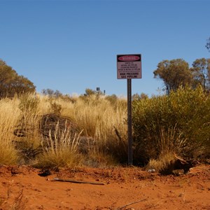 Gas Pipeline Warning Sign - Mereenie Loop Rd