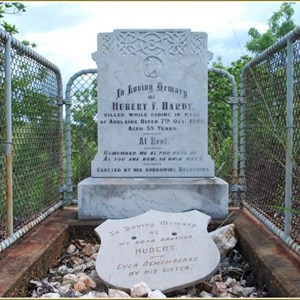 Fred Hardy's Grave