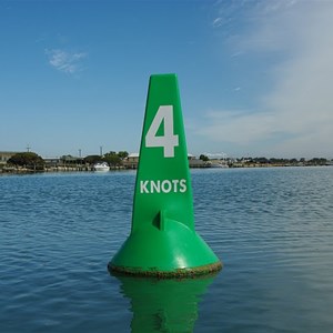 Green Marker 4 Knots Buoy