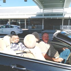 Glenda & Rob Butler live it up in Cairns