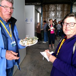 Taswegians eating SA oysters