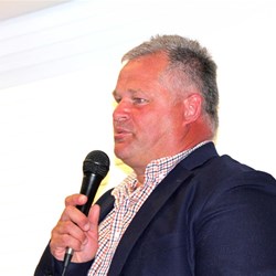 The Mayor thanks BOG for their generosity