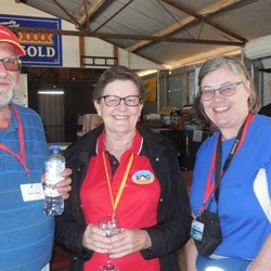 Peter and Glenyce PANDJG welcomed by committeeman HELEN
