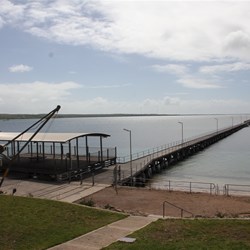 Streaky Bay pier  just look at the lovely sunny day - NOT
