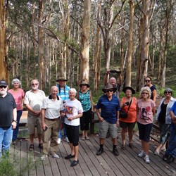 group photo at Boranup forest lookout