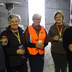 Committee meets newbies drinks.