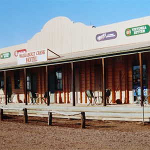 Walkabout Creek Pub at McKinlay