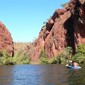 These paddlers knew how, and left us in their wake!