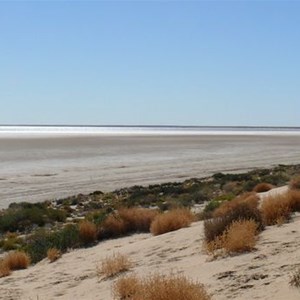 Lake Eyre at Level Post Bay