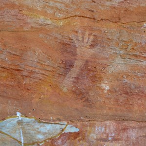 Mutawintji Hand Painting
