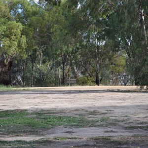 Open campground at Sandy Point, Hay
