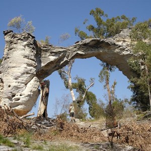 Marlong Arch